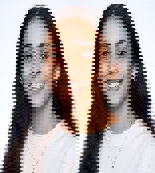 Laura Sara Christensen.jpg
